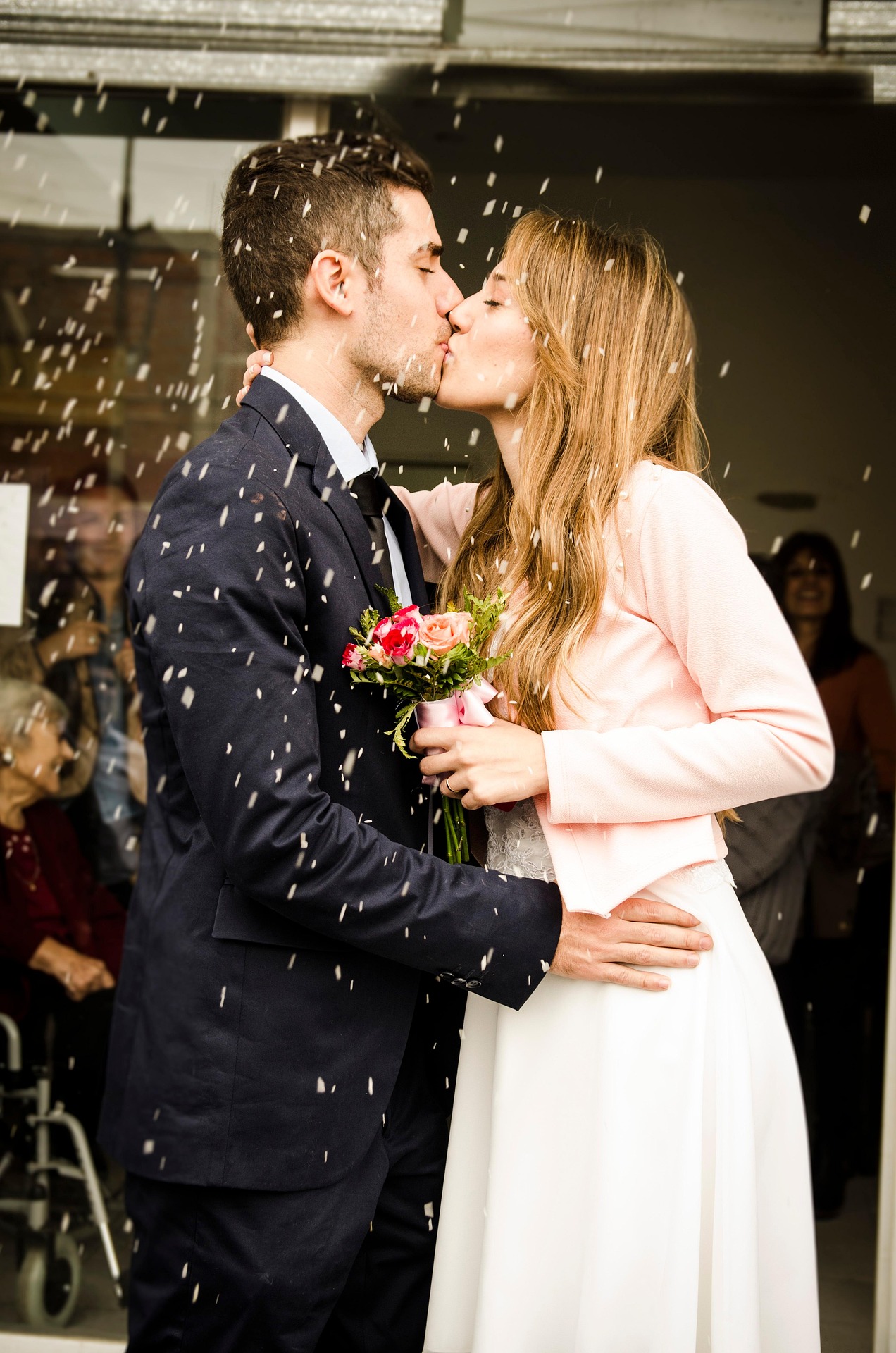 Tenue mariage civil femme : conseils pour un look élégant et adapté